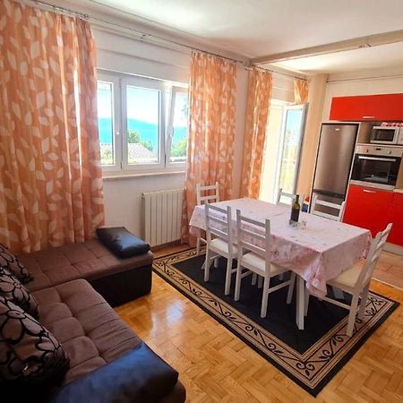 Apartmens Adriana Novi Vinodolski Exterior foto